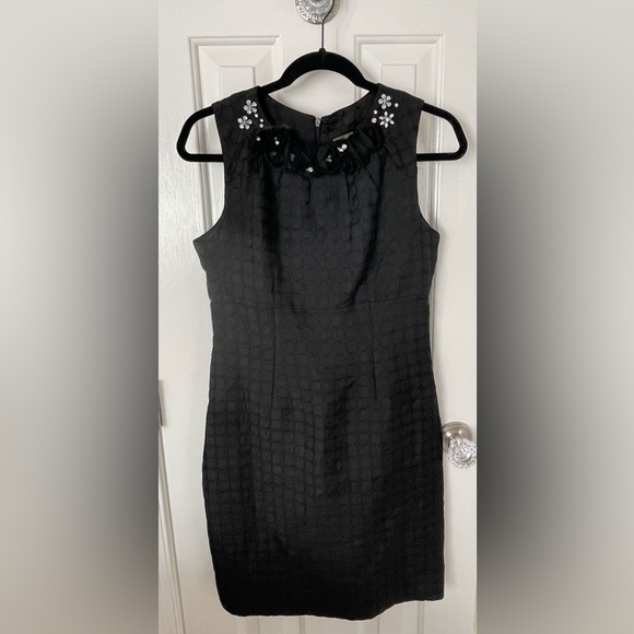 Taylor Black Shift Dress - Picture 1 of 3